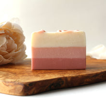 Load image into Gallery viewer, AMOUR | natural soap