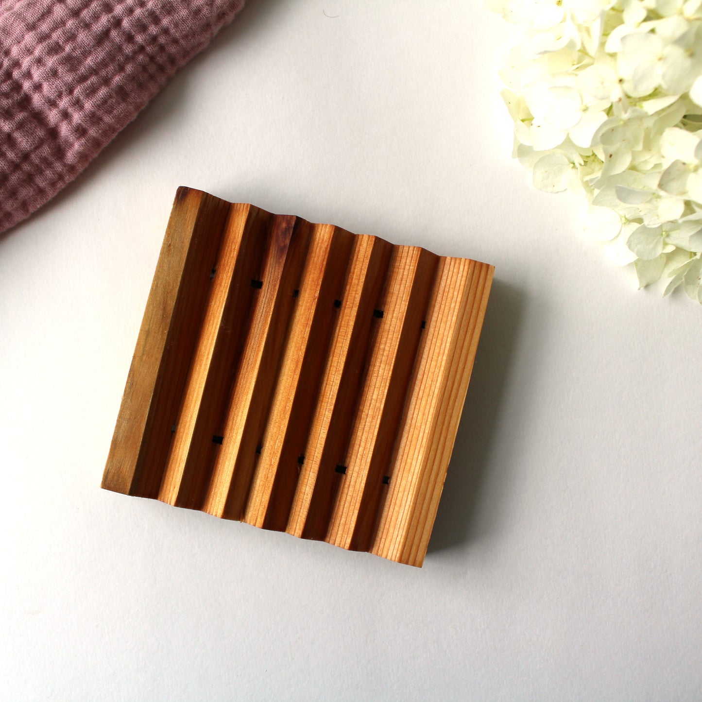 SOAP DECK - Porte-savon en cèdre naturel